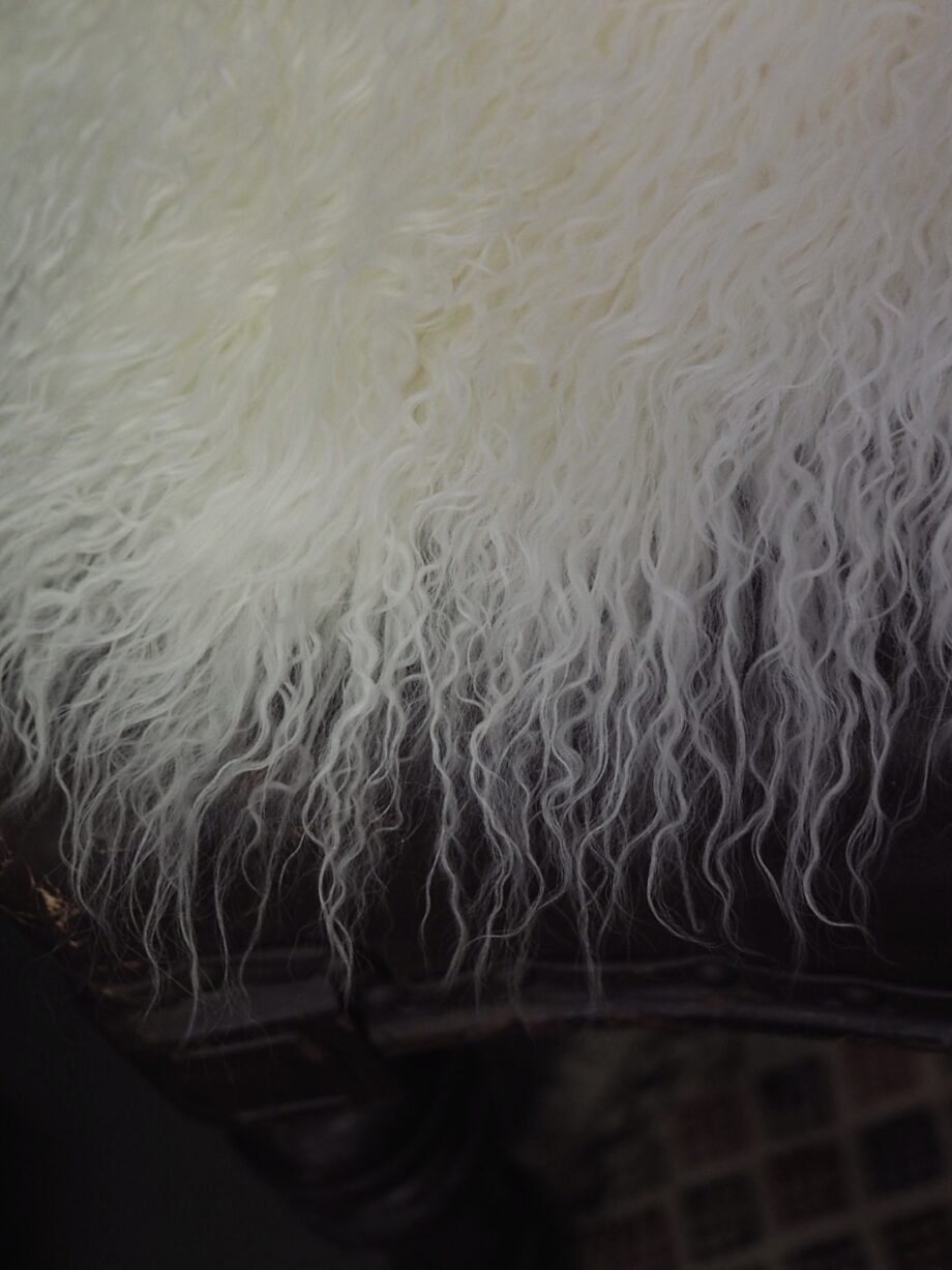 Tibet Long Wool Sheepskin - White & Grey