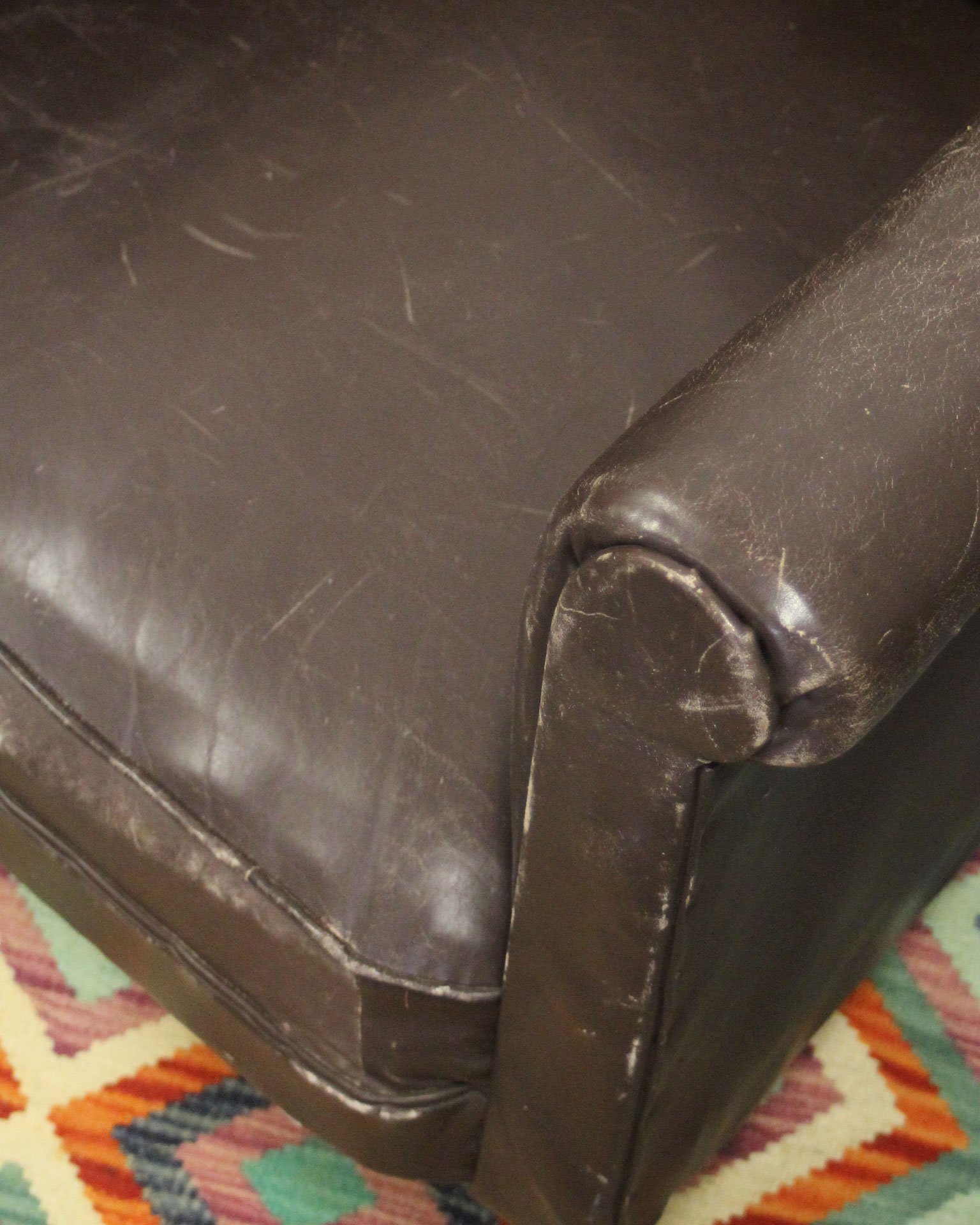 Rivet-vintage-gallery-shop-raglan_leather arm-chair